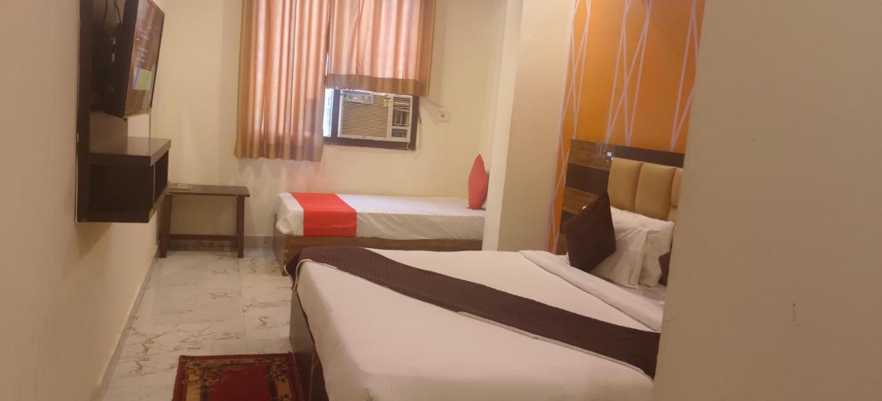 Airport Hotel Prince Palace By Byobhotels New Delhi Exterior photo