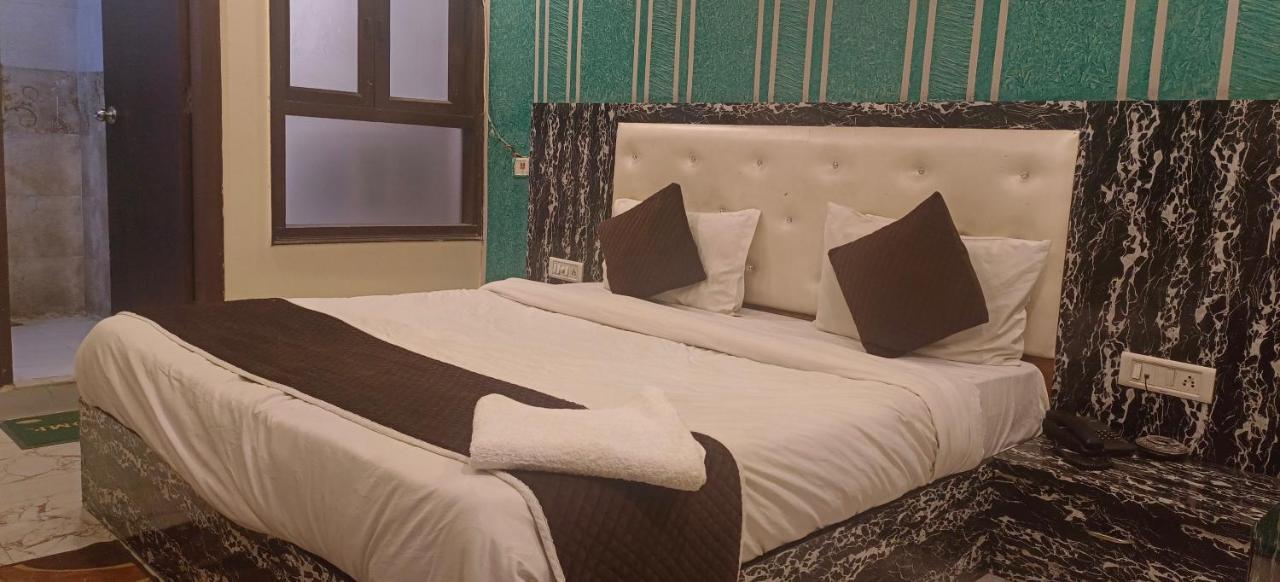 Airport Hotel Prince Palace By Byobhotels New Delhi Exterior photo