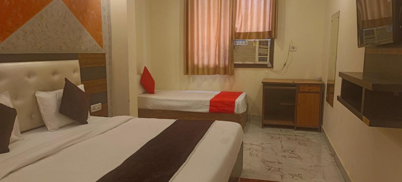 Airport Hotel Prince Palace By Byobhotels New Delhi Exterior photo